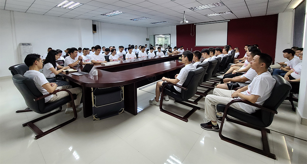 導(dǎo)熱硅膠片生產(chǎn)會(huì)議